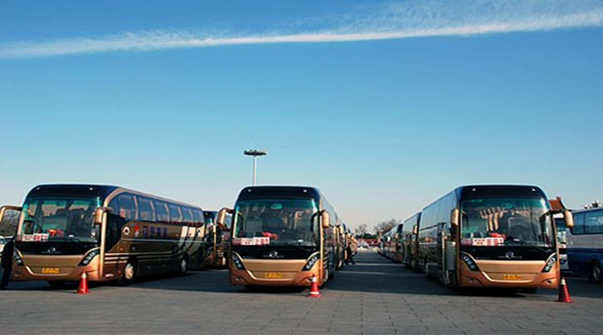 平时上下班坐地铁更快也更方便