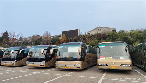 北京大巴车租赁公司车辆的轮胎